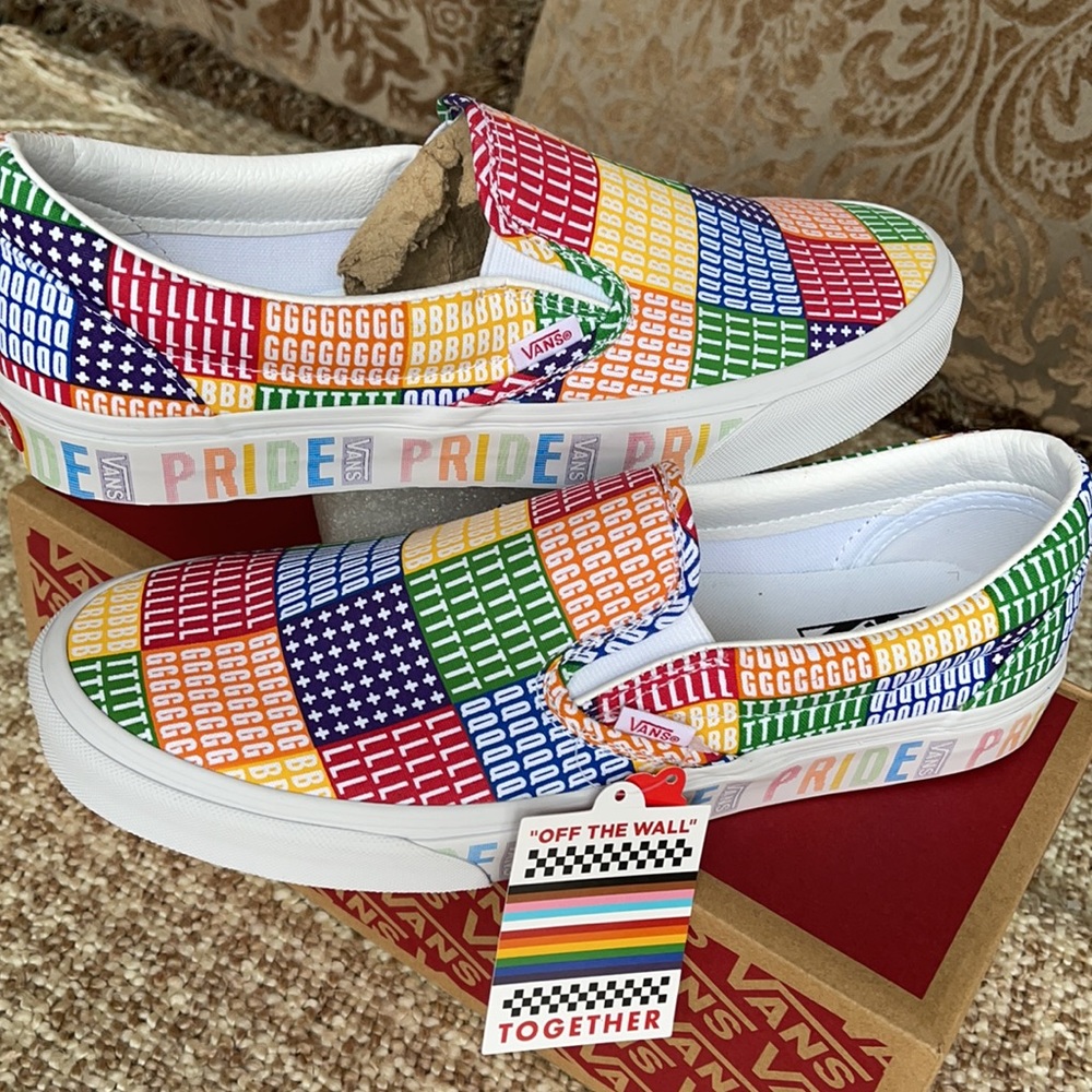 Vans Classic Slip On Pride Multi/True White men’s - Picture 13 of 16